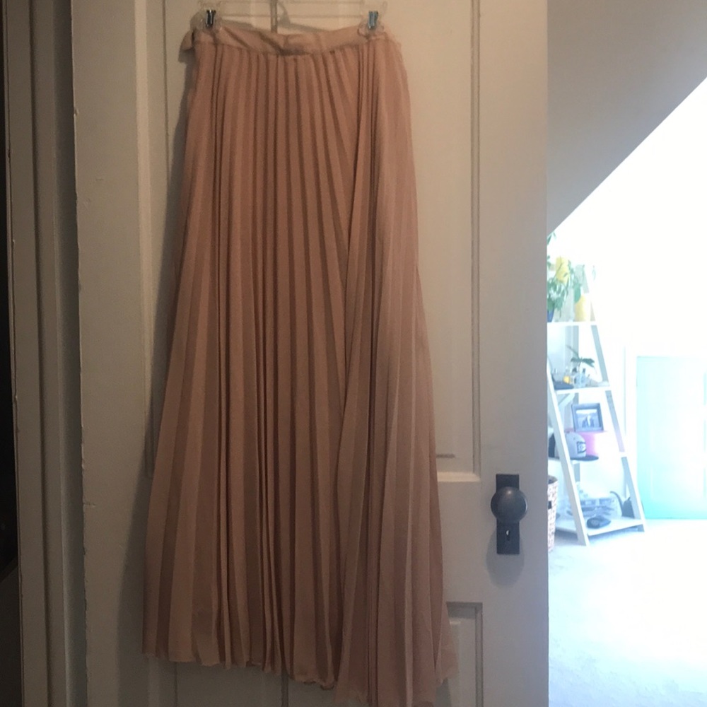 High waisted long skirt